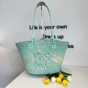 LOEWE 50x25x28cm straw bag